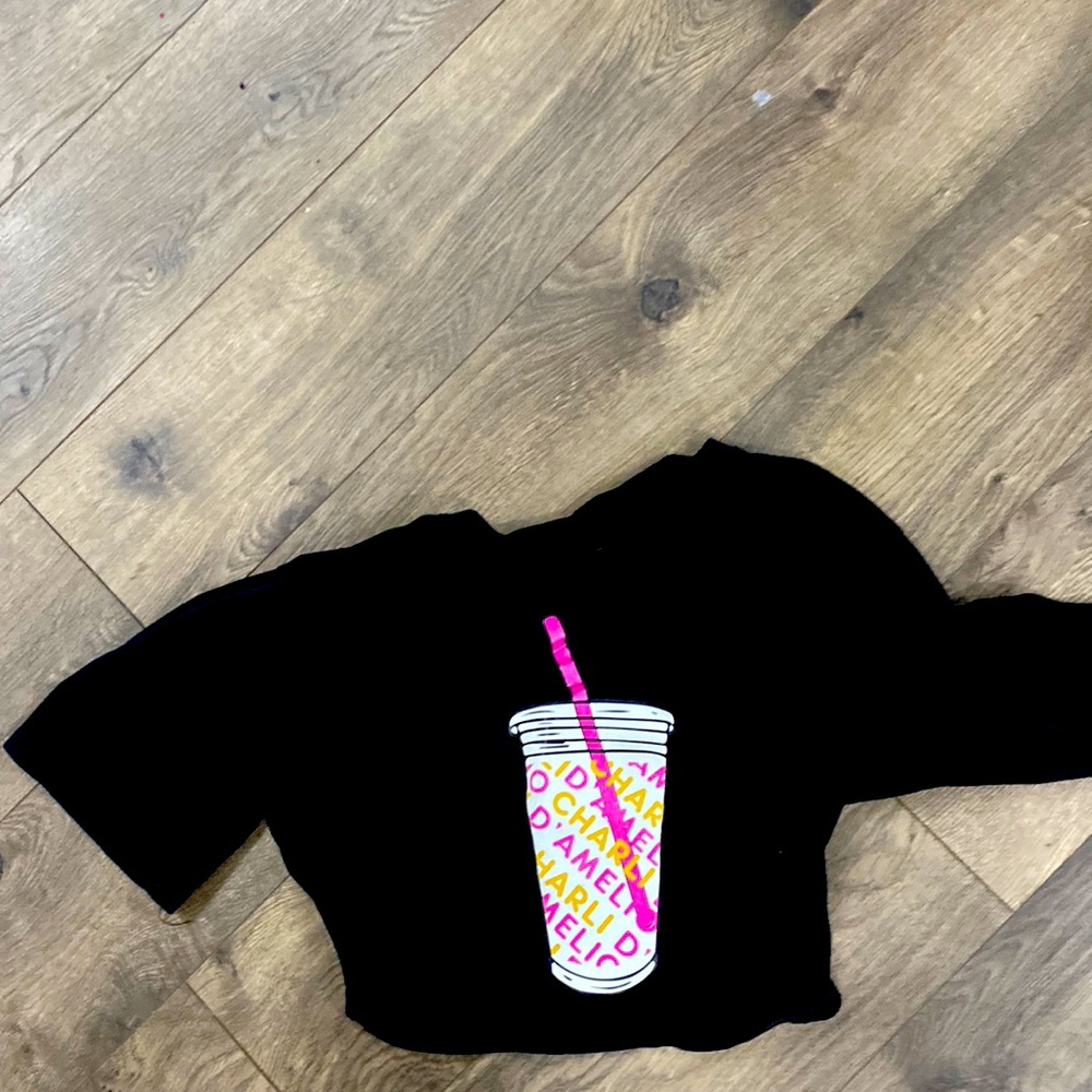 Charli d’amelio short size medium